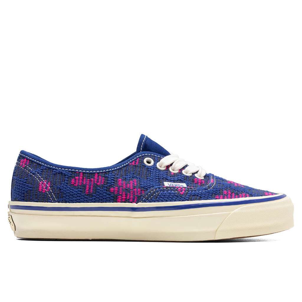 Premium Authentic 44 Daisy True Blue