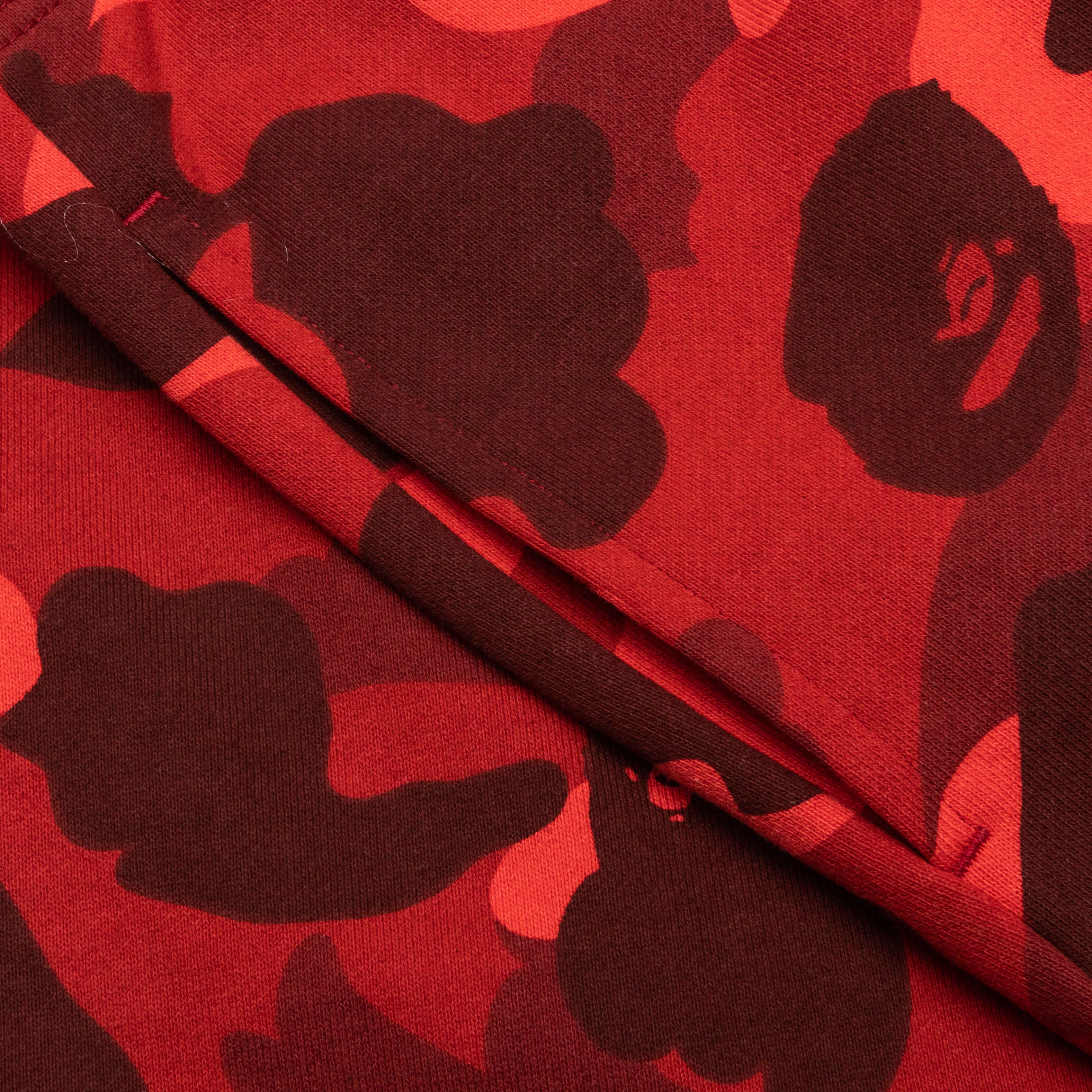 Color Camo Shark Sweat Shorts Red