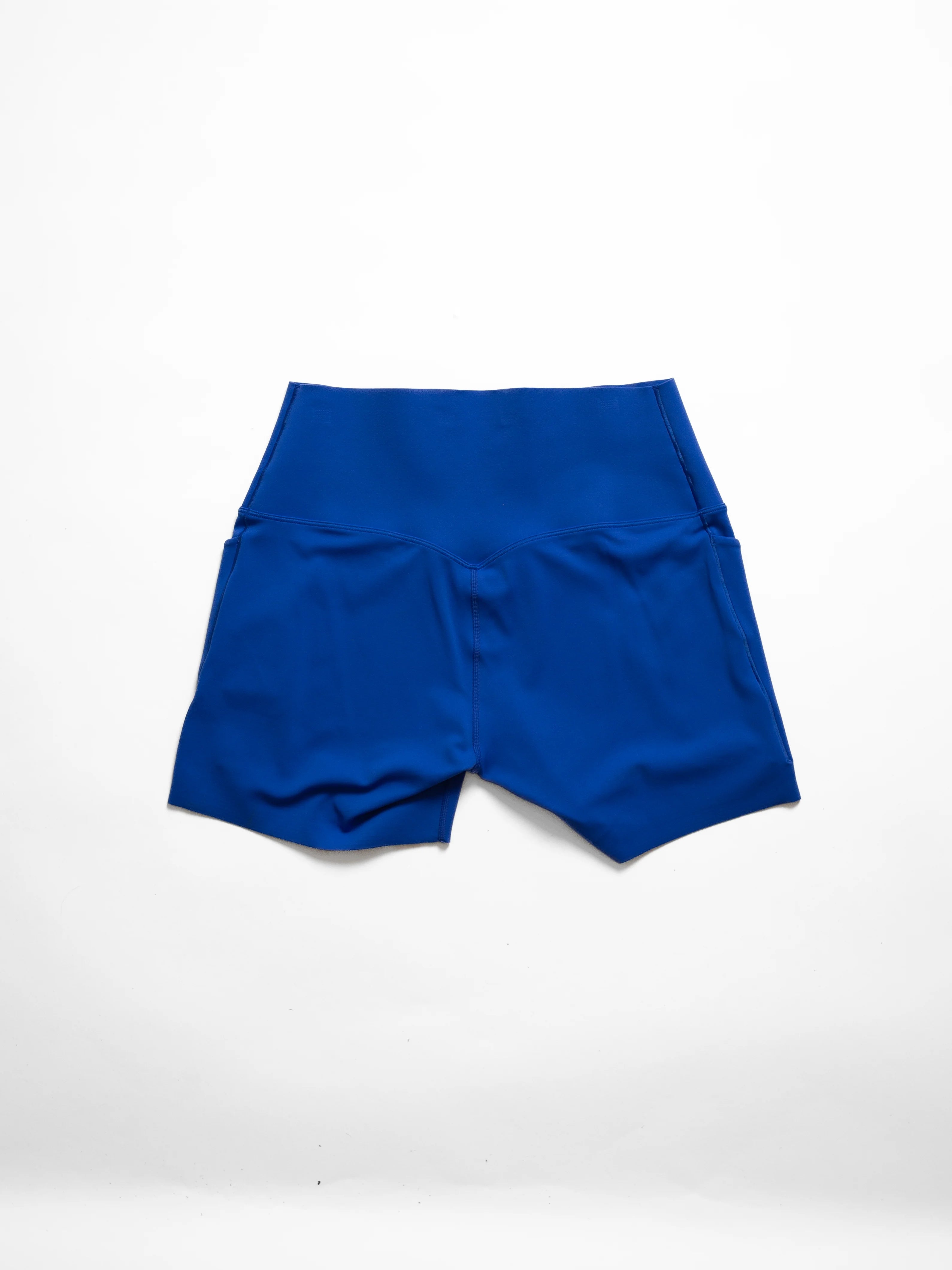 Nike Womens Universa Medium Support High Waisted 5 Biker Shorts